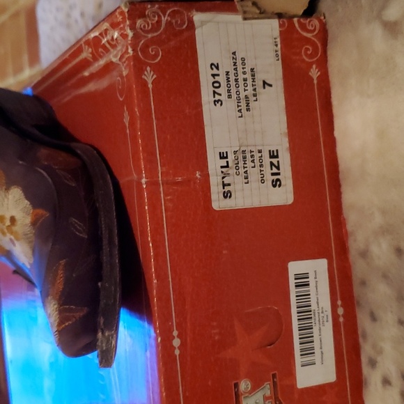 Cowboy boots/Bonanza  size 7 - Picture 7 of 8